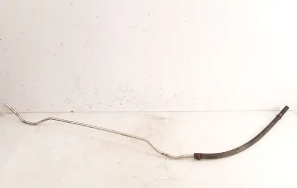 Mercedes-Benz B W245 Engine coolant pipe/hose A1695010225