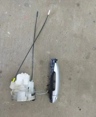 Subaru Forester SH Front door lock