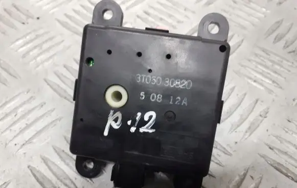 Nissan Primera Central body control module 3T050-30820