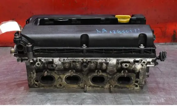 Opel Zafira B Engine head 55353286