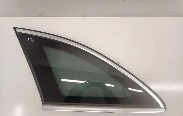 Mercedes-Benz C W206 Rear side window 43R006723
