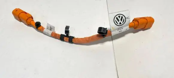 Volkswagen Golf VII Electric car charging cable 5QE971475A 26154