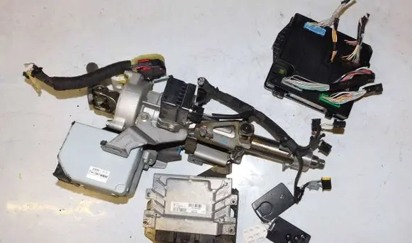 Renault Megane III Engine ECU kit and lock set 237100745R S180078106A 237100235R