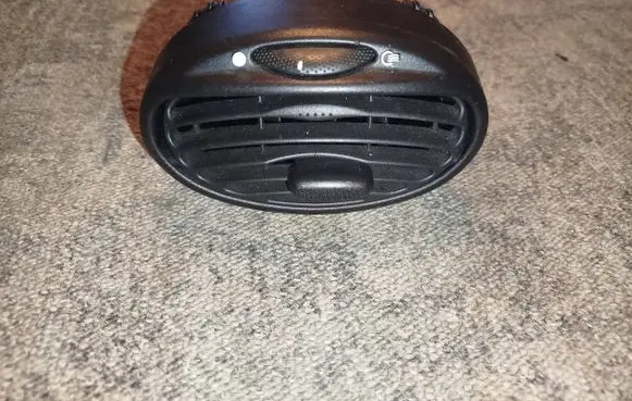 Ford Focus Dash center air vent grill 98AB19893BJW