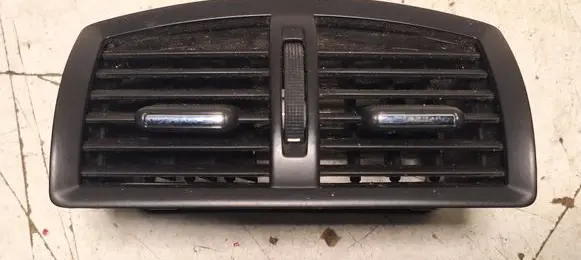 Opel Insignia A Rear air vent grill 13274338 20090828 200908281