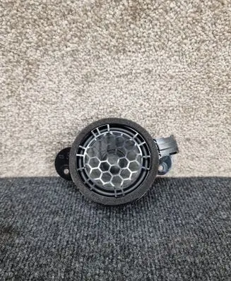 Audi A3 S3 8V Front door speaker 8V4035710