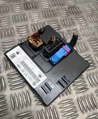 Audi Q7 4L LED ballast control module 4L0907289K 4L0910289K