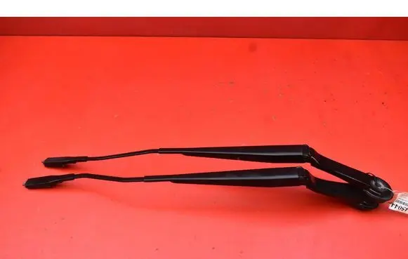 Ford Focus Front wiper blade arm CM51-17B589-BB