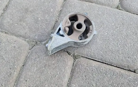Muffler mount bracket/holder