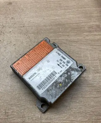 Volkswagen PASSAT B5 Airbag control unit/module 3B0959655 0285001173