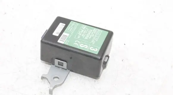 Toyota Prius+ (ZVW40) Keyless (KESSY) go control unit/module 8974047031