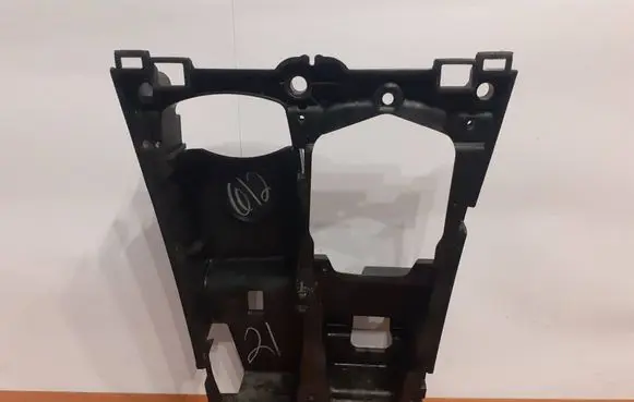 BMW X6 E71 Gear shifter surround trim plastic 9164484 177114