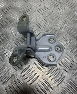 SsangYong Korando Rear door lower hinge