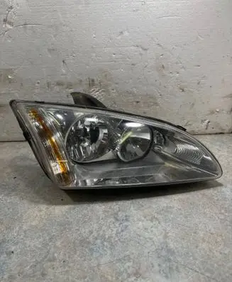 Ford Focus Headlight/headlamp 4M5113099AD