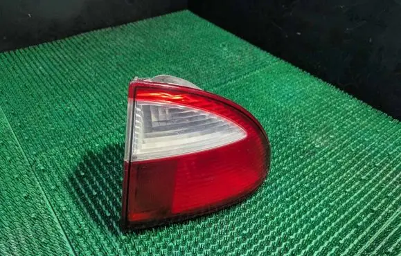 Seat Leon (1M) Rear/tail lights 1M6945258