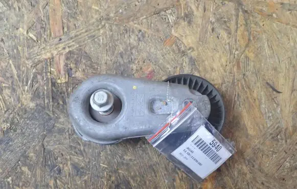 Jaguar XJ X351 other engine part 