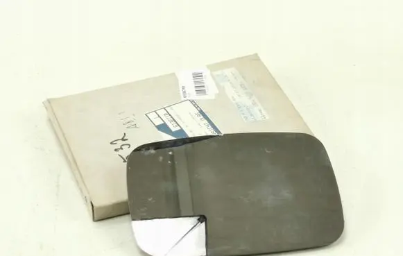 Ford Fiesta Wing mirror glass 6136710