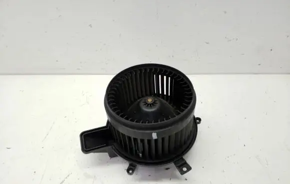 Dodge Grand Caravan Heater fan/blower PM9353