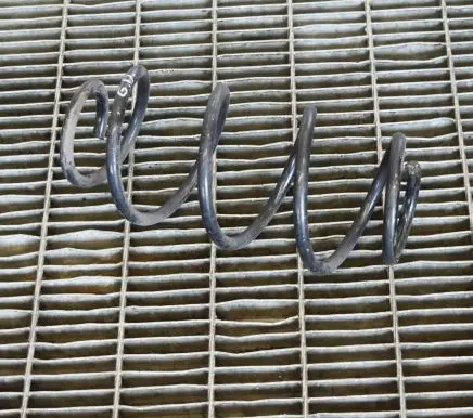 Mercedes-Benz A W176 Rear coil spring