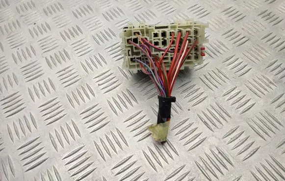 Volvo V70 Fuse module 6G9T14C507AB 6G9T14K131AB