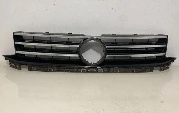 Volkswagen Caddy Front bumper upper radiator grill 2K5853653A