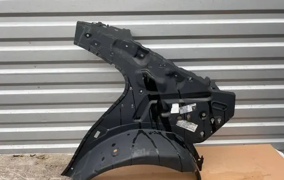 Mercedes-Benz C W205 Side car body part A2056306102