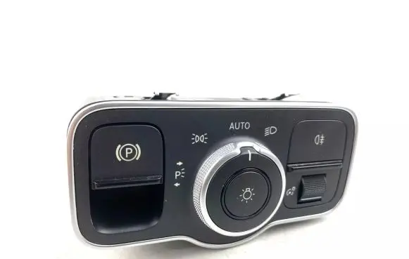 Mercedes-Benz CLA C118 X118 Light switch A2479052902