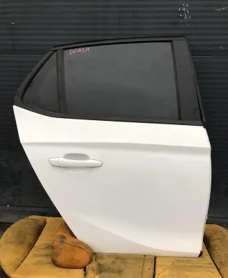 Cupra Formentor Rear door