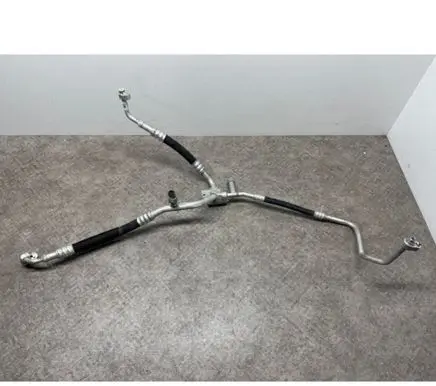 BMW i3 Air conditioning (A/C) pipe/hose 9335483 9291162 64509335483