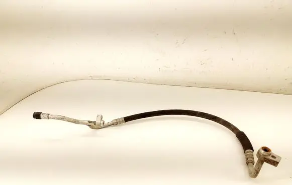 Air conditioning (A/C) pipe/hose