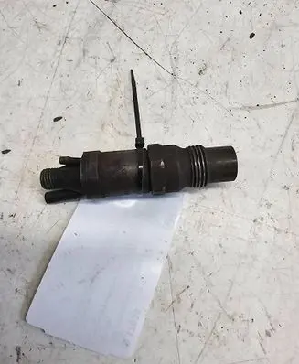 Fuel injector