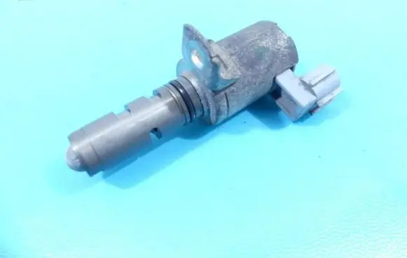 Ford Fiesta Camshaft position sensor CN1G-6L713-BB IMPRK991408