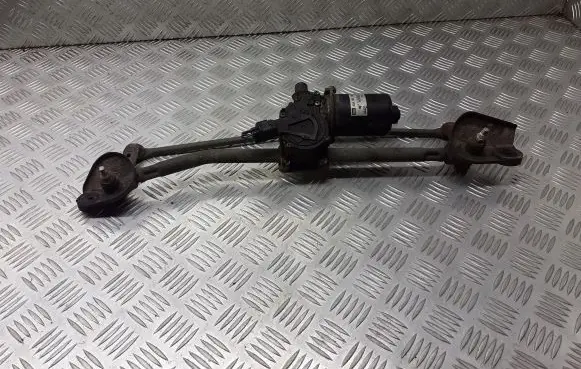 Toyota Corolla E120 E130 Front wiper linkage and motor 85110-02100