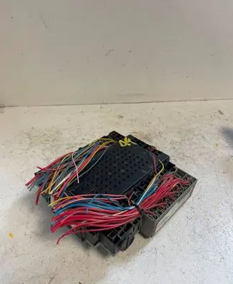 Volvo V70 Fuse box set 8645729 8676286 01W392
