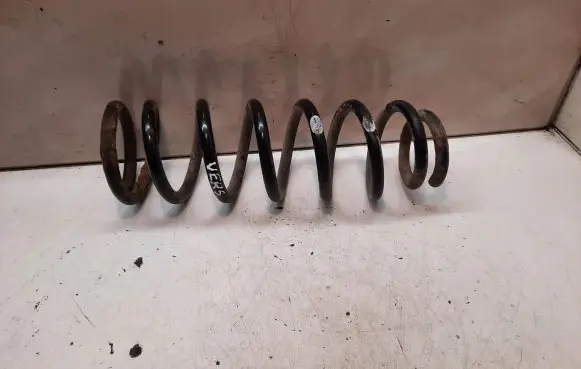 Toyota Corolla Verso E121 Rear coil spring