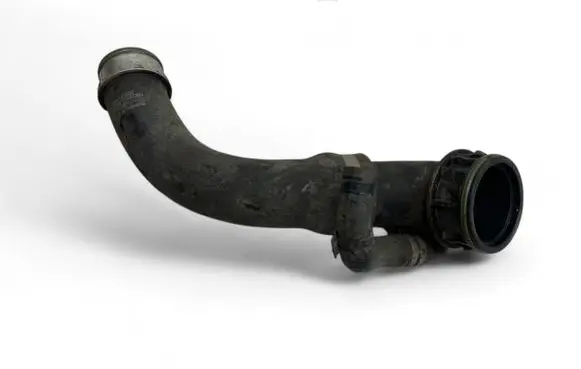 Porsche Macan (95B) Intercooler hose/pipe 95B145833