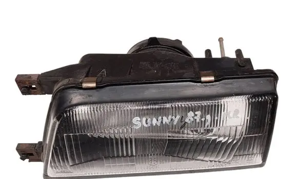 Nissan Sunny Headlight/headlamp B606060M20 B6060-60M20 B6060-60M00