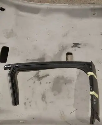 Renault Clio V Rubber seal rear door 