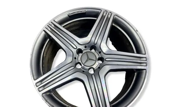 Mercedes-Benz CLS C218 AMG R19 alloy rim A2184011902