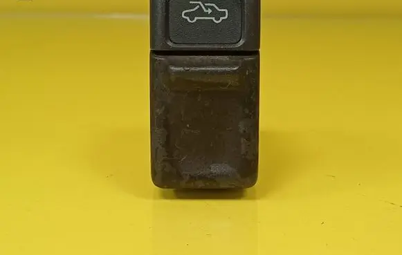 Volvo C70 Sunroof switch 9162950
