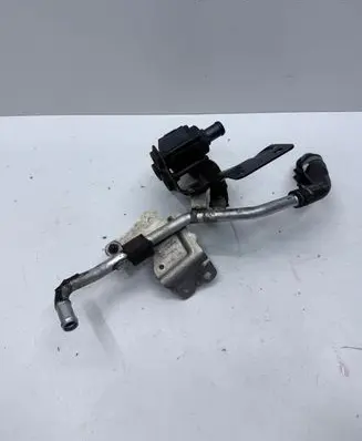 Porsche Cayenne (9Y0 9Y3) other engine part 4M0819927G 06H121601P