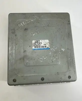 Mazda 6 Engine control unit/module L32718881G 3204 E6T52472H1