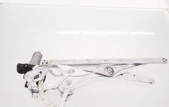 Toyota Corolla E140 E150 Front door window regulator with motor 85720AE010 2621002550