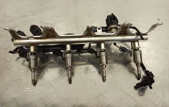 Audi A4 S4 B8 8K Fuel main line pipe 06J133317G CT0080411