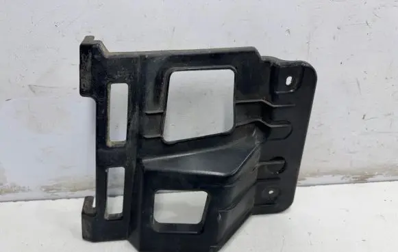 KIA Stinger Rear bumper mounting bracket 86686J5000