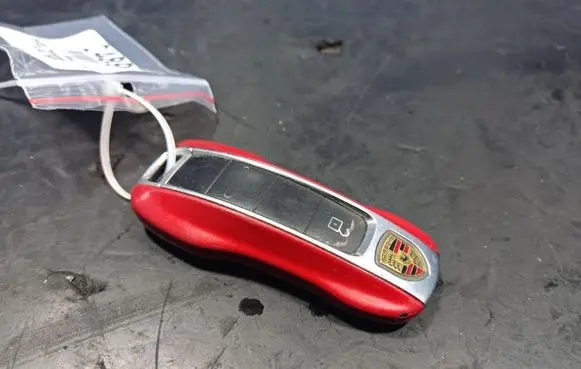 Porsche Panamera (970) Ignition key/card 