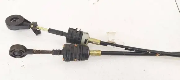 Ford Mondeo Mk III Gear shift cable linkage 