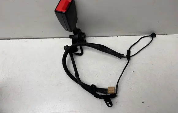 Volkswagen Golf Sportsvan Rear seatbelt buckle 510857754F