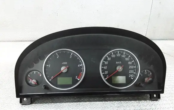 Ford Mondeo Mk III Speedometer (instrument cluster) 1S7F10841