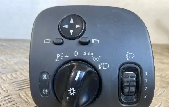 Mercedes-Benz C W203 Light switch A2035450604 04058515 24406574725